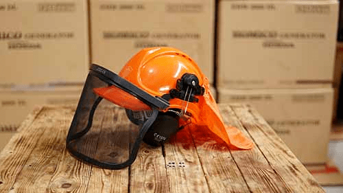 non-bao-ho-khi-su-dung-may-cua-xich-STIHL